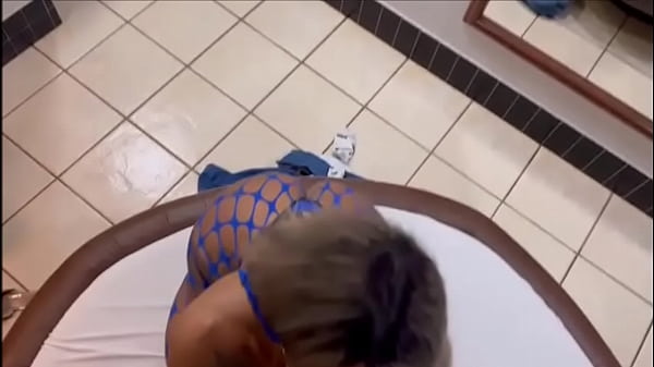 AGATHA FERRAZ - I GO OUT FOR A DRIVE IN THE CAR &amp_ I MANAGED TO FIND A HOT FUCK WITH MY ASS - GIVE ME A LOT OF MILK IN MY MOUTH - COMPLETE RED - SUBSCRIBE TO THE BEST CHANNEL